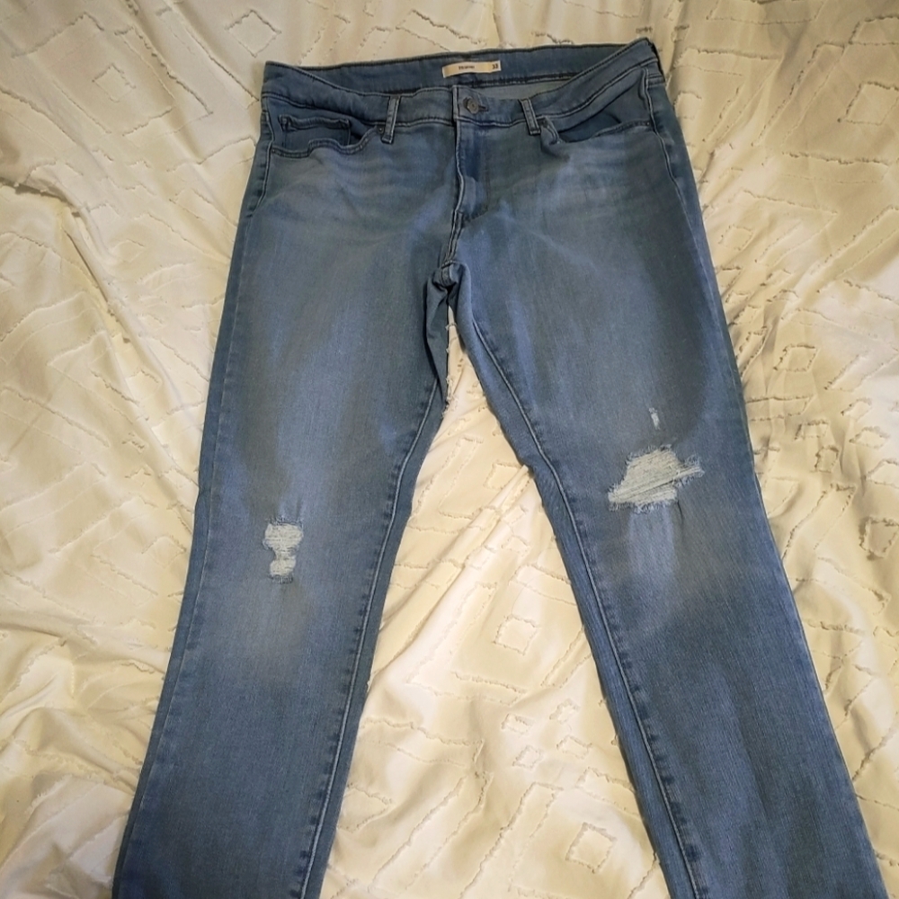 Levi jeans